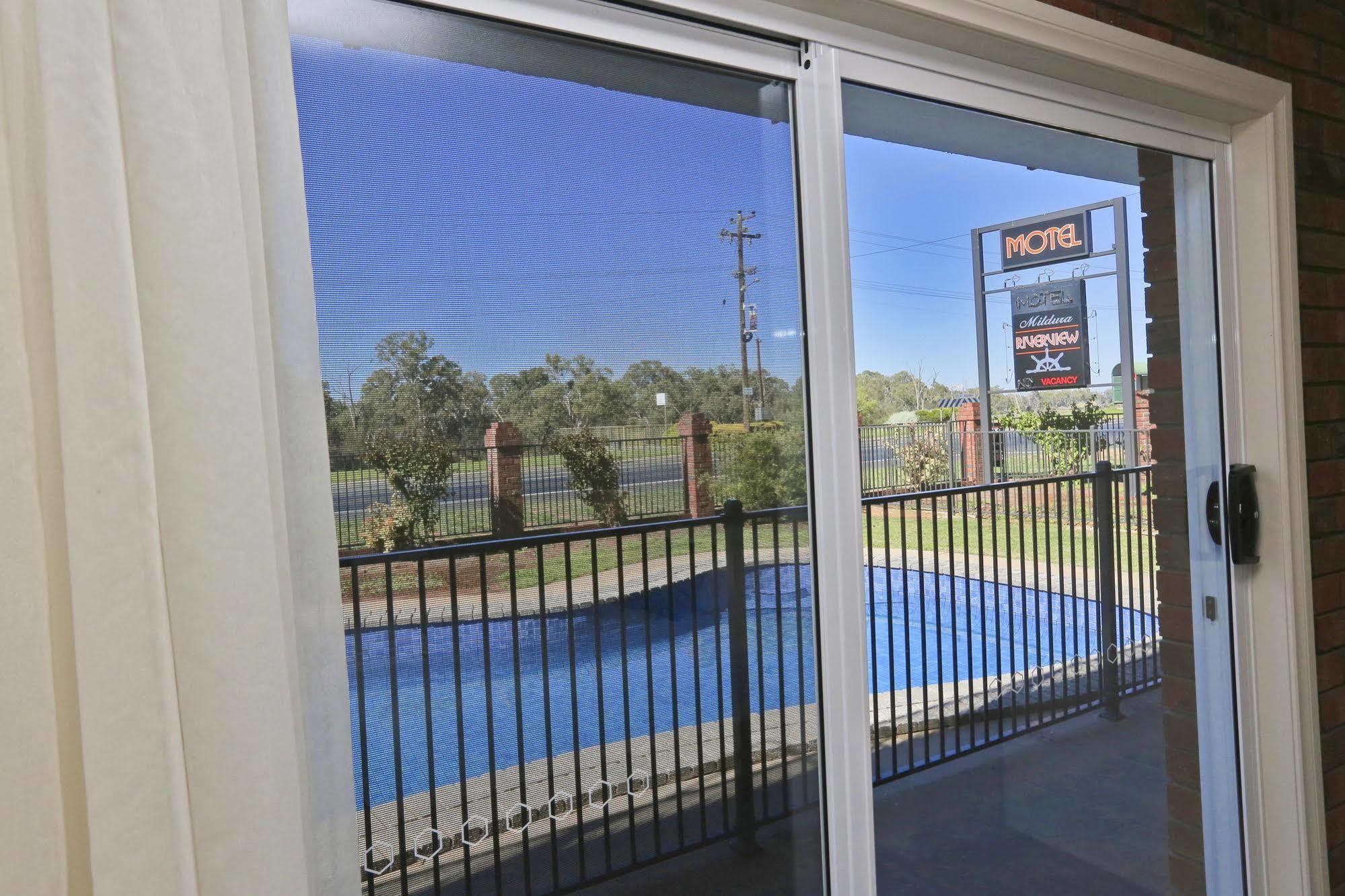 Mildura Riverview Motel Gol Gol Экстерьер фото